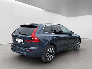 Volvo  B4 Diesel Mild-Hybrid Core 2WD