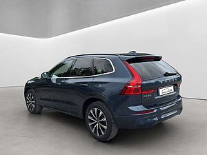 Volvo  B4 Diesel Mild-Hybrid Core 2WD