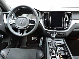 Volvo  D4 AWD R-DESIGN / Business-Paket