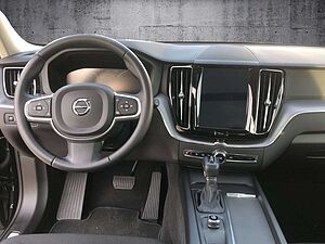 Volvo  D4 AWD Momentum