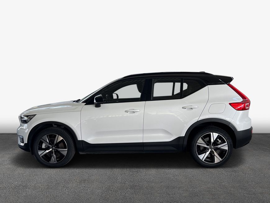 Volvo  XC40 P8 AWD R-Design PilotAssist BLIS Wärmepumpe