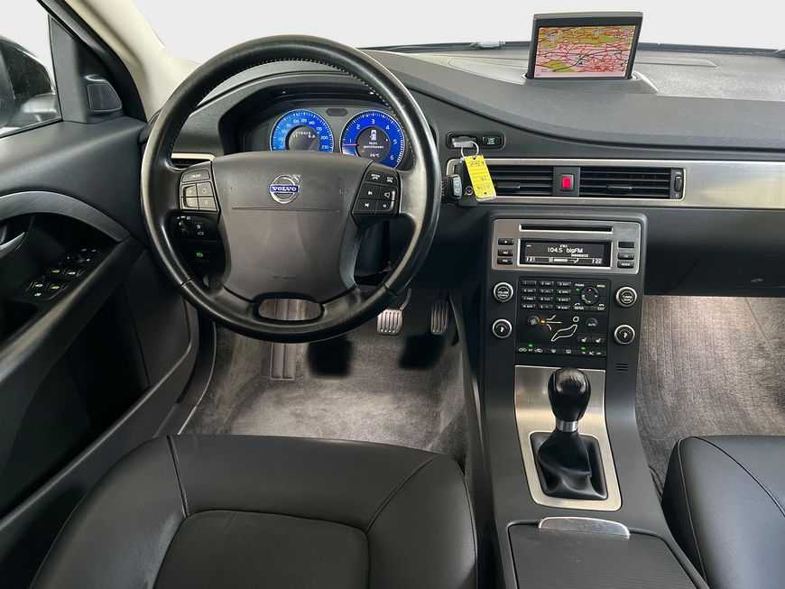 Volvo  2.4D  Navi Xenon Sitzheizung High-Performance