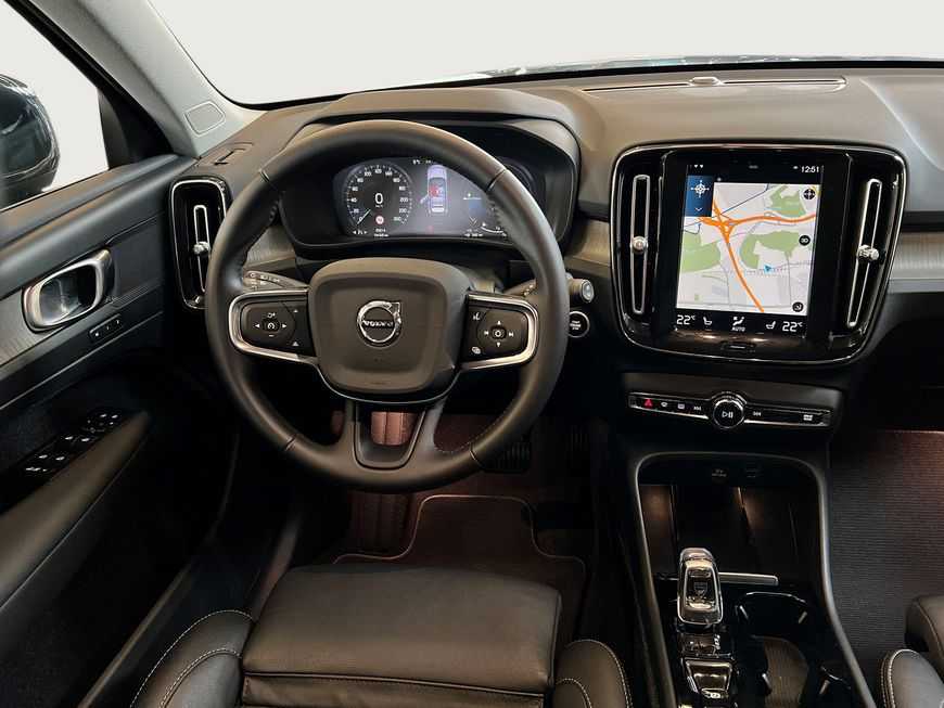 Volvo  T5 Recharge  DKG 360° BLIS Navi