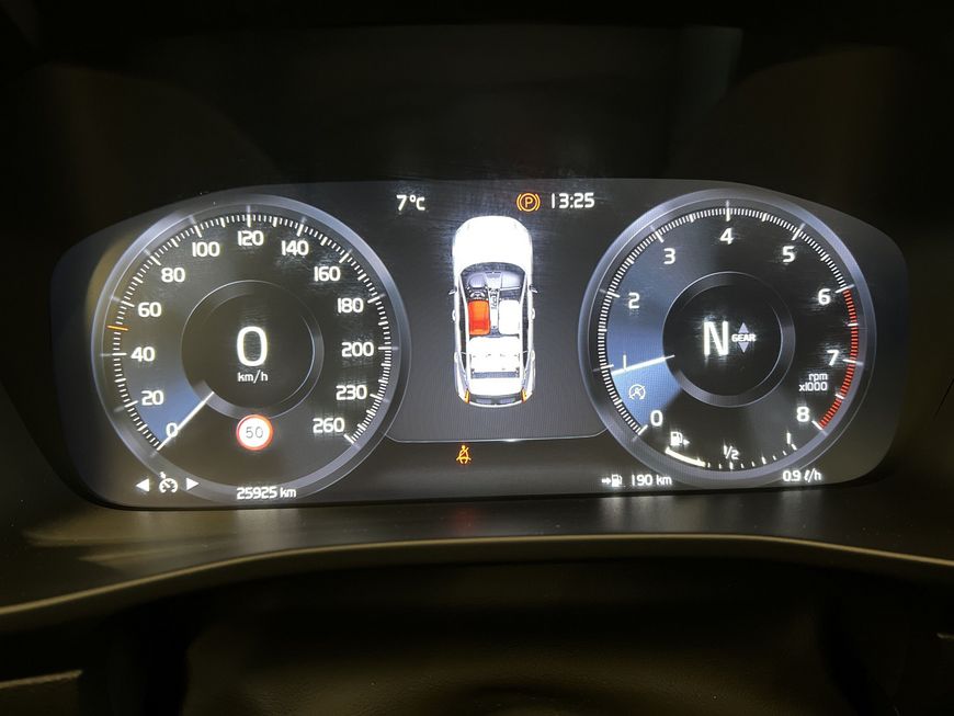 Volvo  T2 Momentum-Core Navi LED Kamera PDCv+h