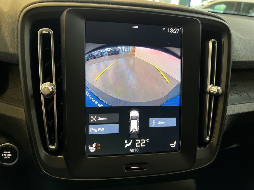 Volvo  T2 Momentum-Core Navi LED Kamera PDCv+h