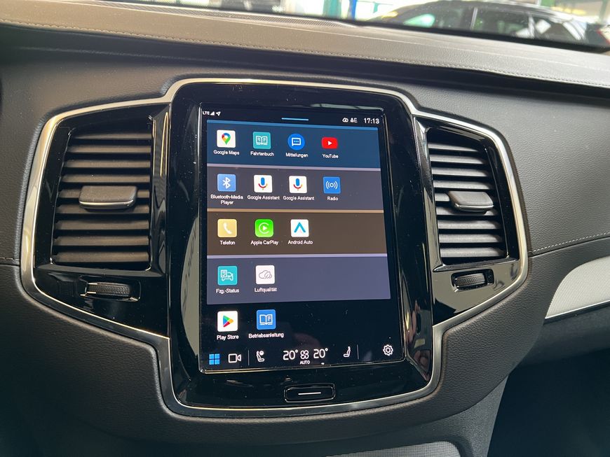 Volvo  Ultimate Dark