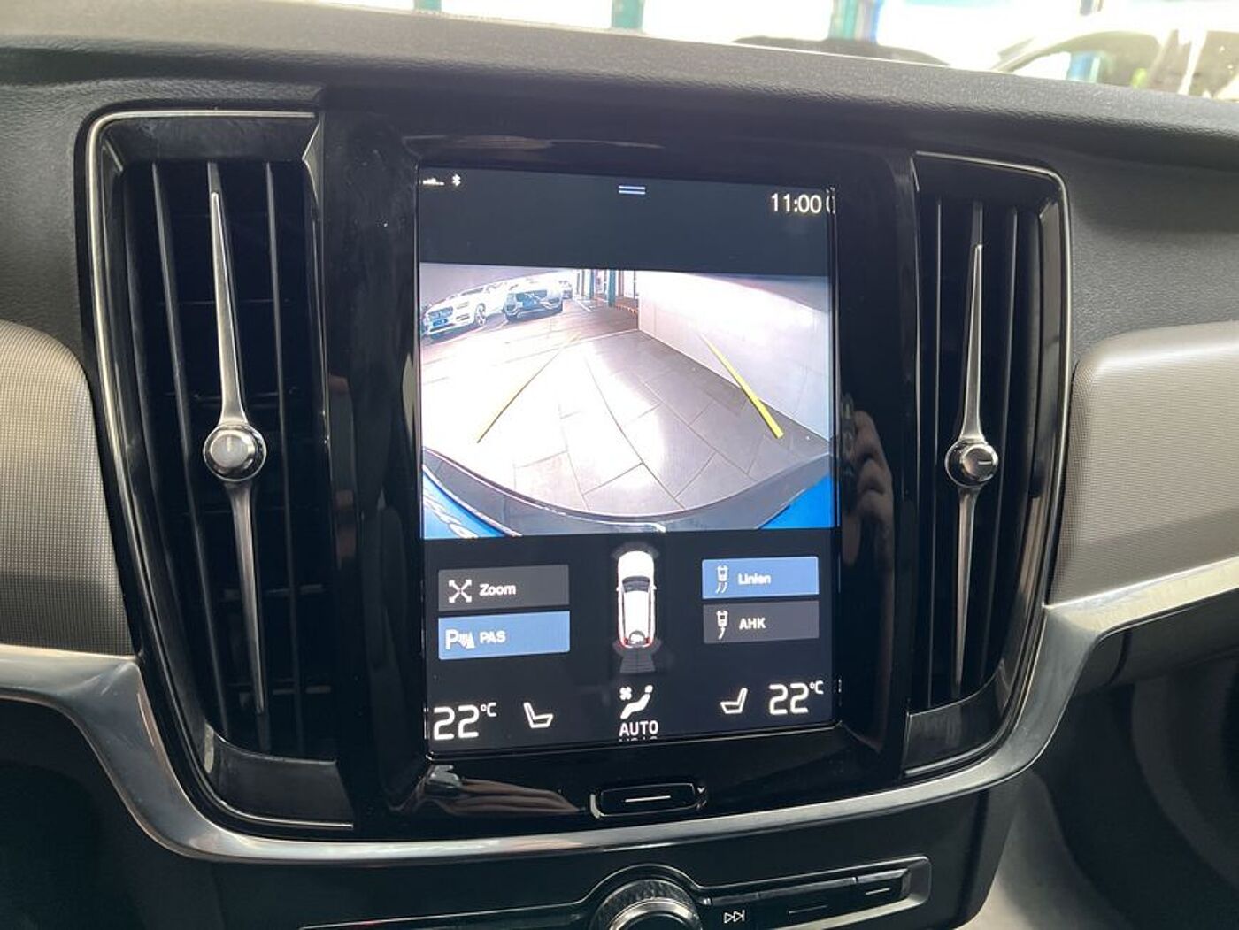 Volvo  T6 Recharge AWD R-Design HeadUpDisplay