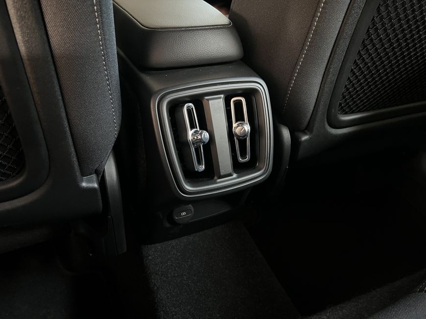 Volvo  Momentum Pro
