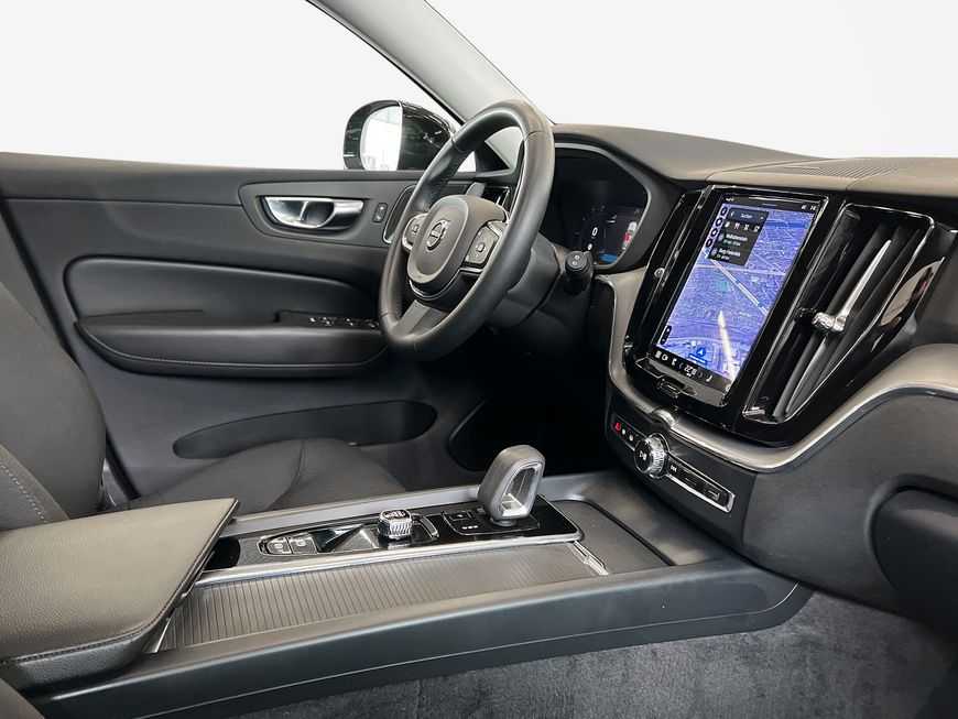 Volvo  Momentum Pro
