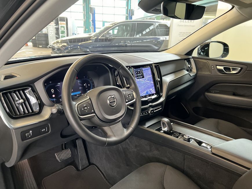 Volvo  Momentum Pro