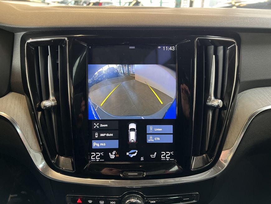 Volvo  T6 AWD Recharge  Glasd HeadUpDisplay