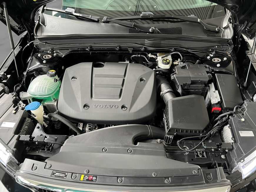 Volvo  Momentum Core
