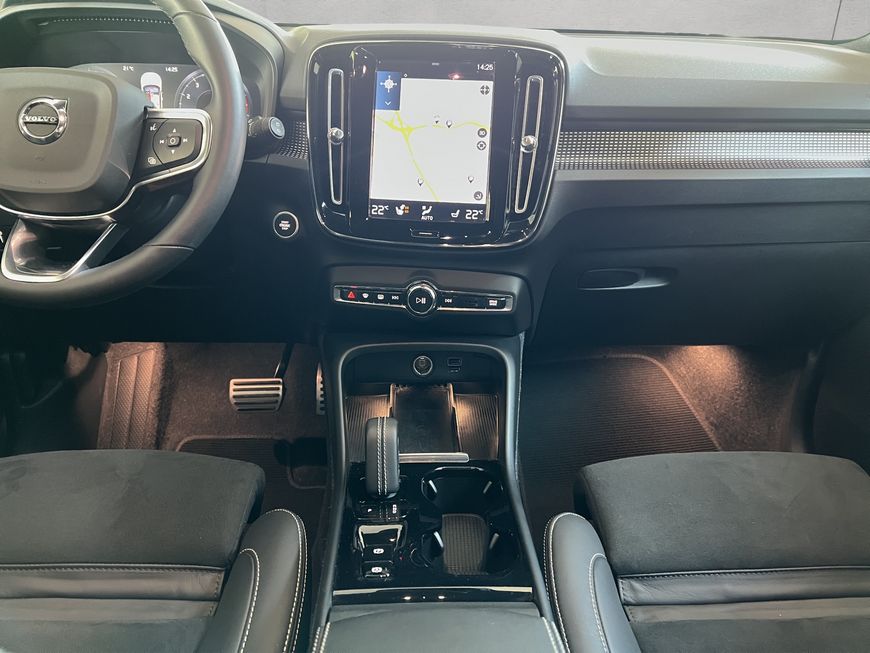 Volvo  20'