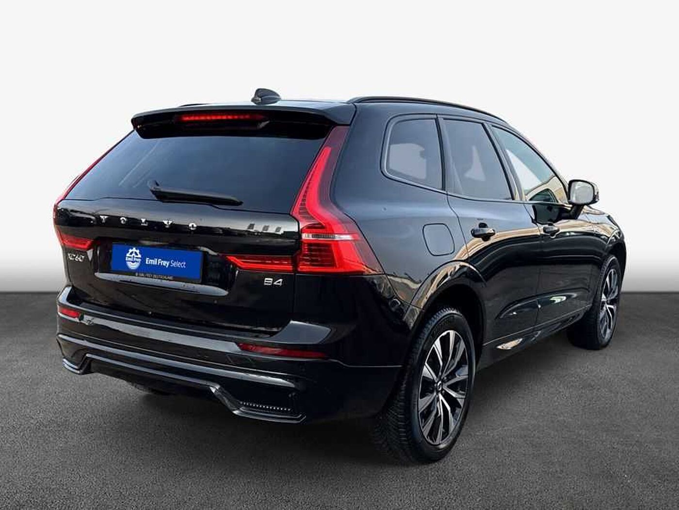 Volvo  Plus Dark