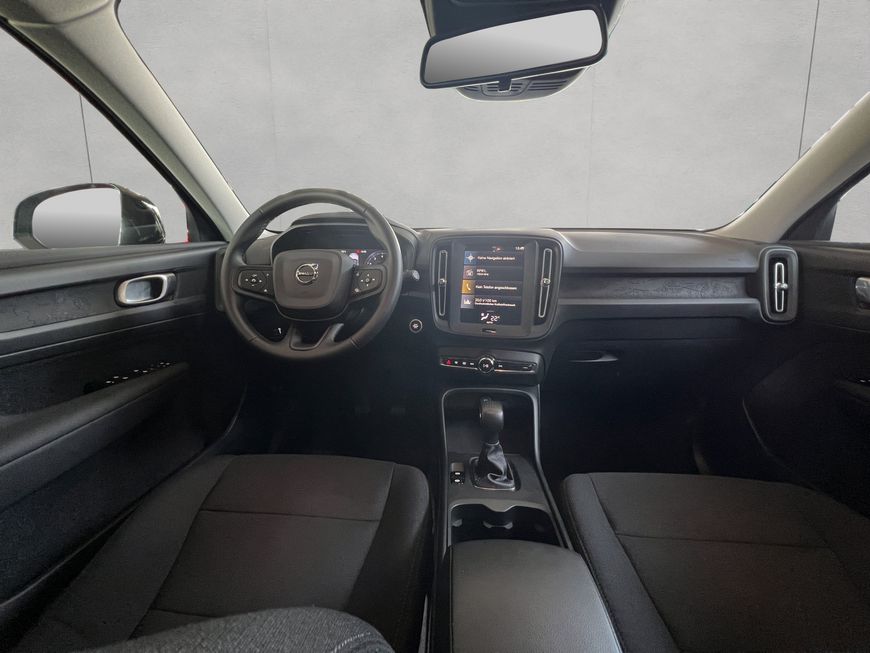 Volvo  Momentum Core