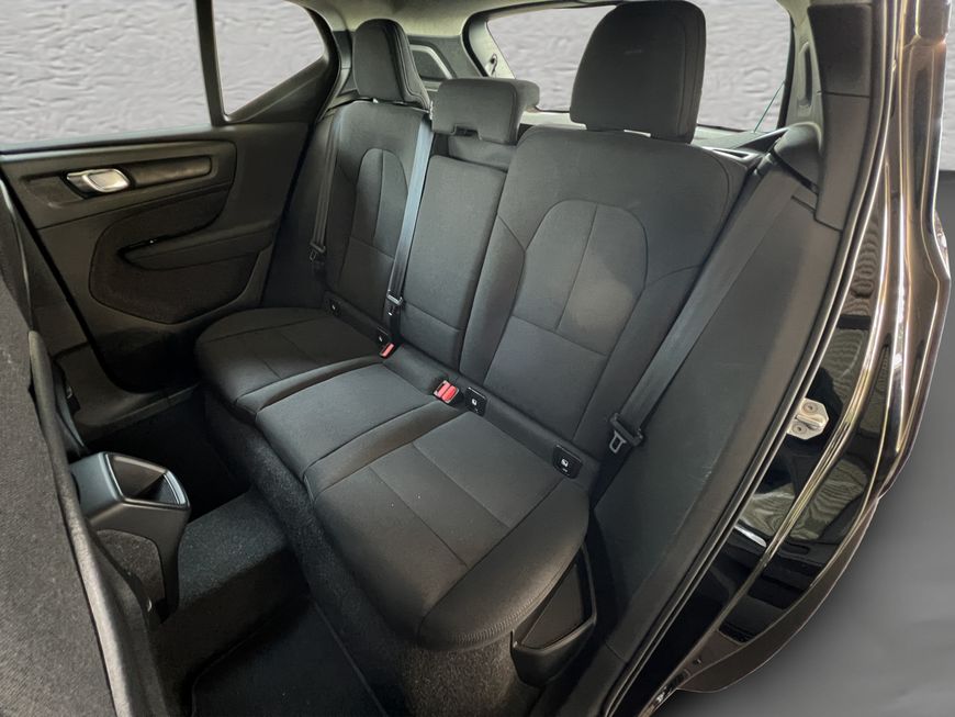 Volvo  Momentum Core