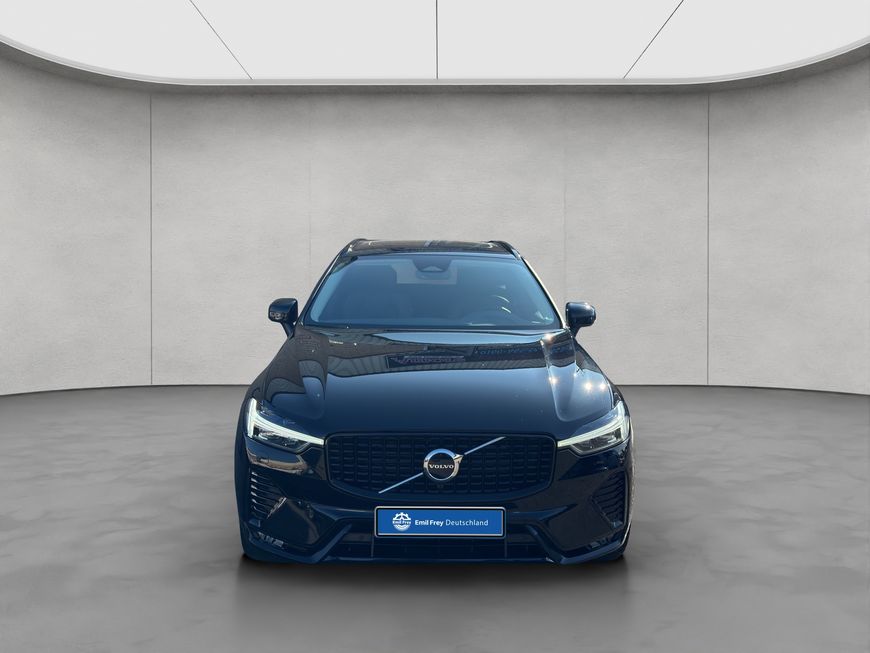 Volvo  Plus Dark