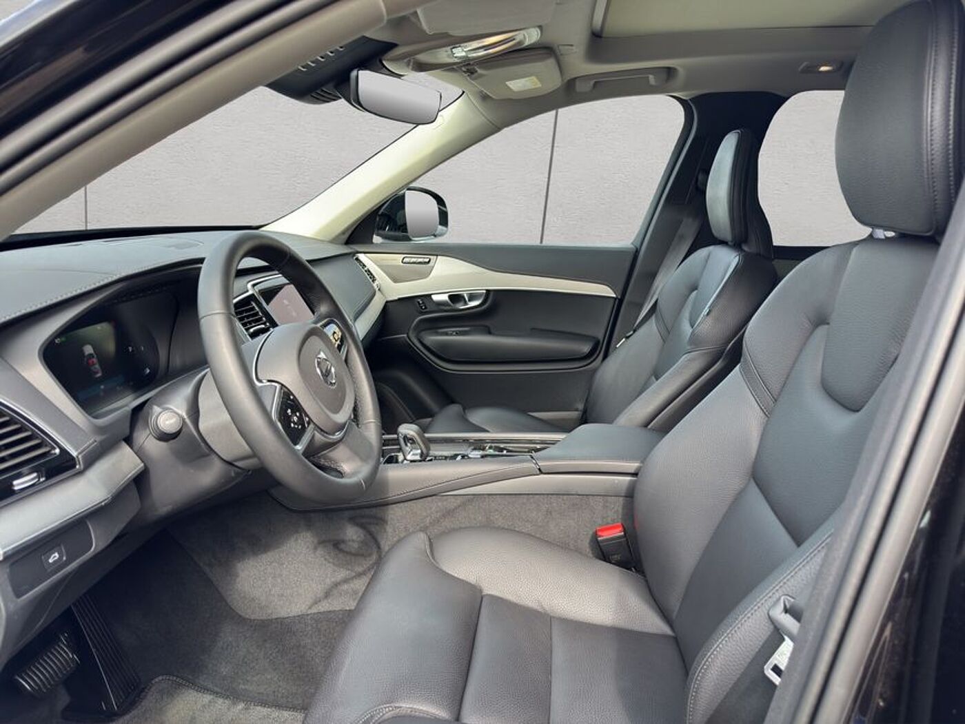 Volvo  Plus Bright