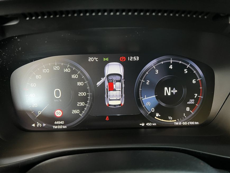 Volvo  Momentum Core
