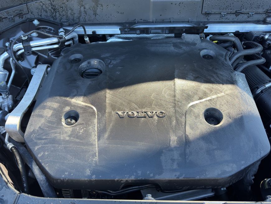 Volvo  Plus Bright
