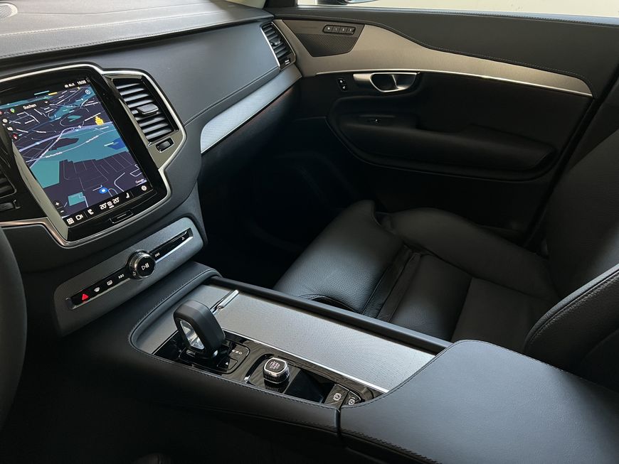 Volvo  Plus Bright