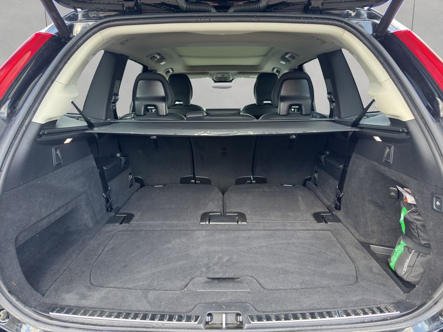 Volvo  Plus Bright