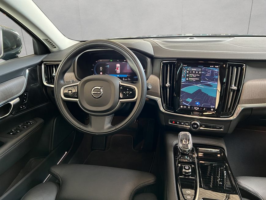 Volvo  20'