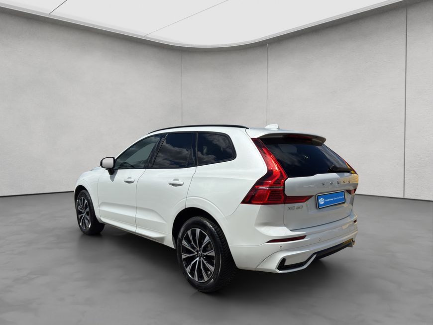 Volvo  Plus Dark
