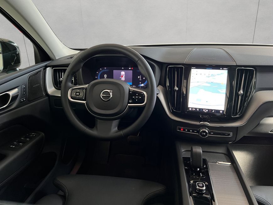 Volvo  Plus Dark