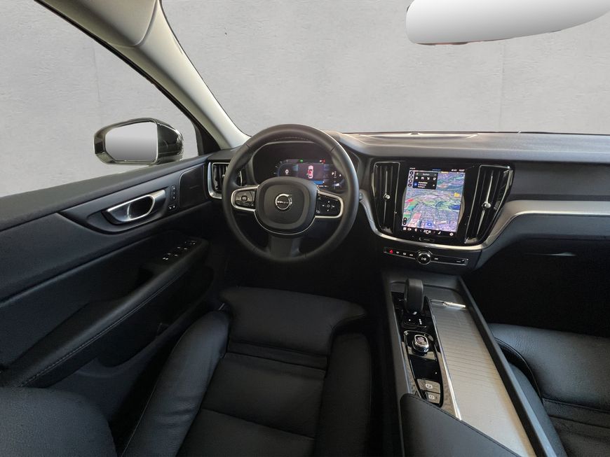 Volvo  Plus Dark