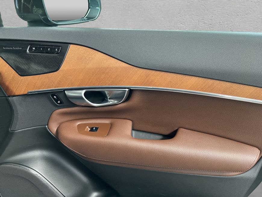 Volvo  Momentum Pro