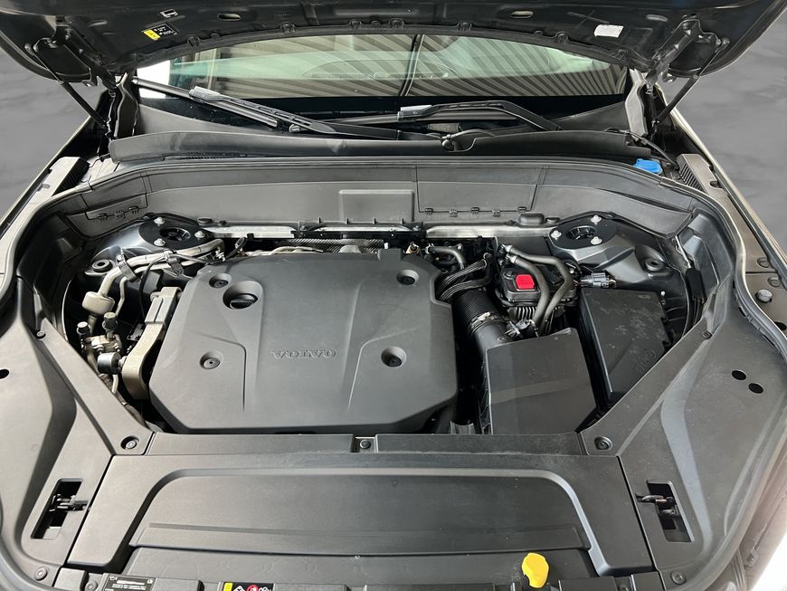 Volvo  Momentum Pro