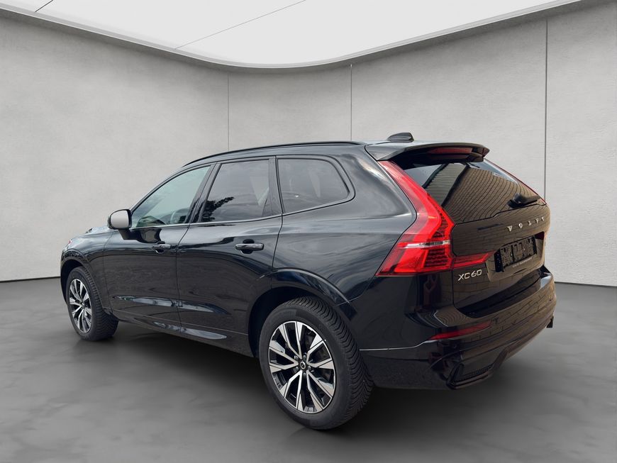 Volvo  Plus Dark