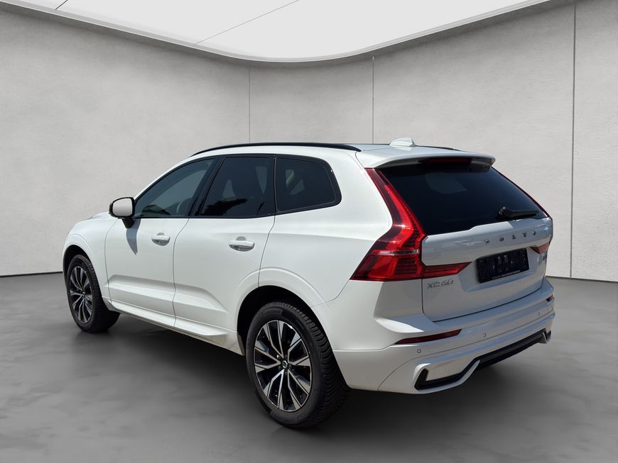 Volvo  Plus Dark