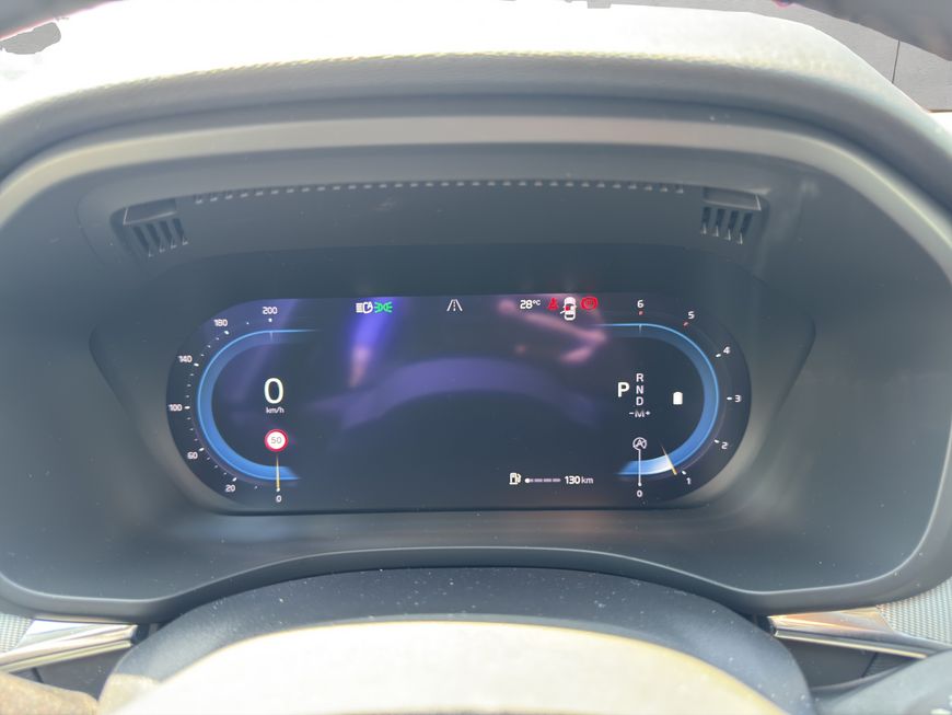 Volvo  Plus Dark