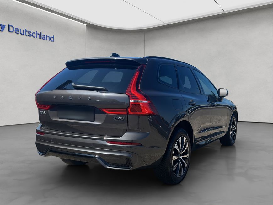 Volvo  Plus Dark