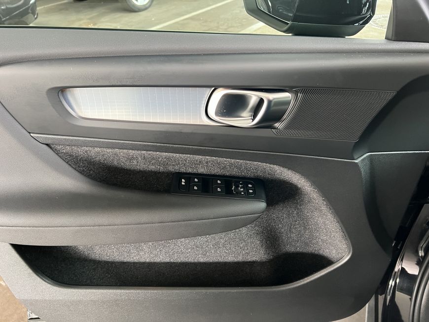 Volvo  Core