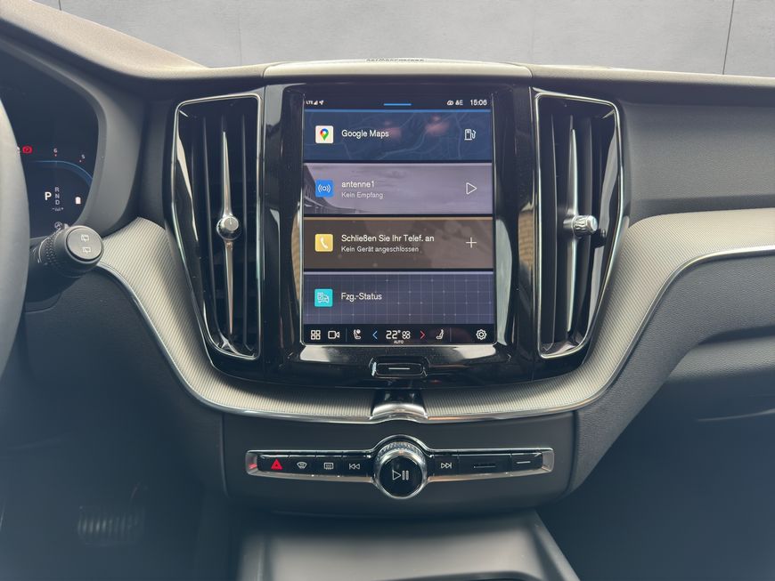 Volvo  Plus Dark