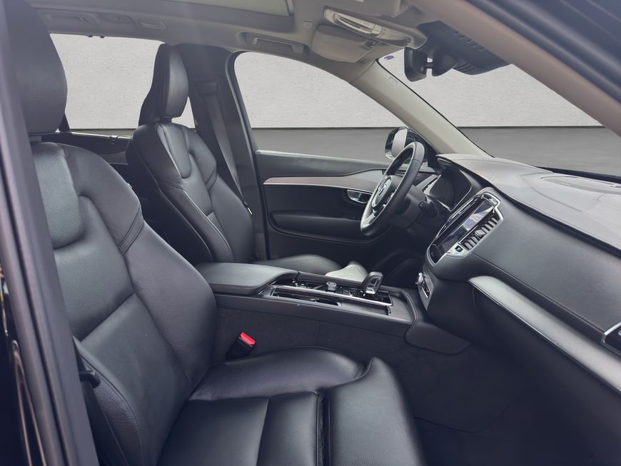 Volvo  Plus Bright