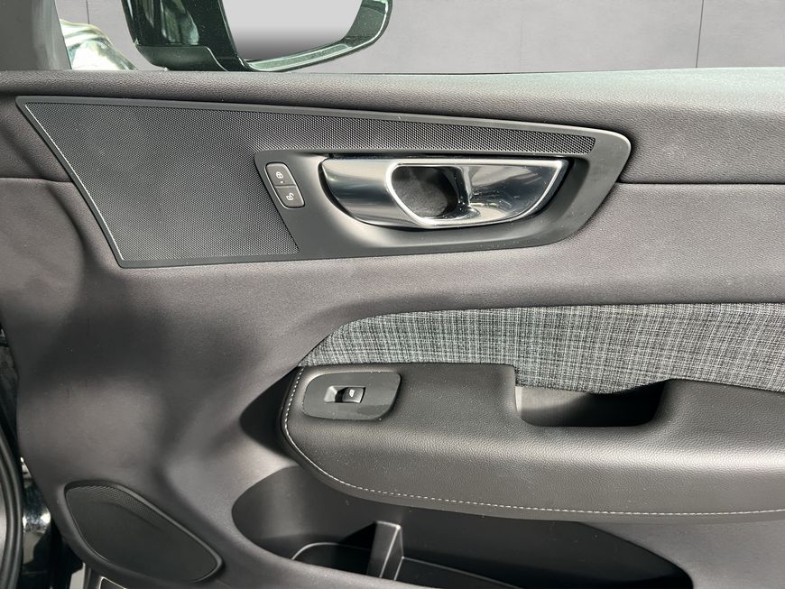 Volvo  Core