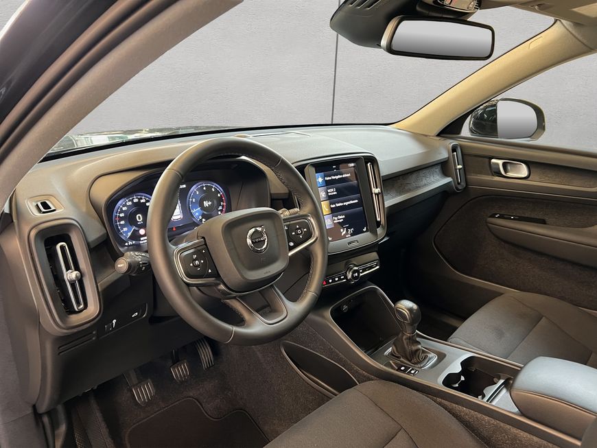 Volvo  Momentum Core