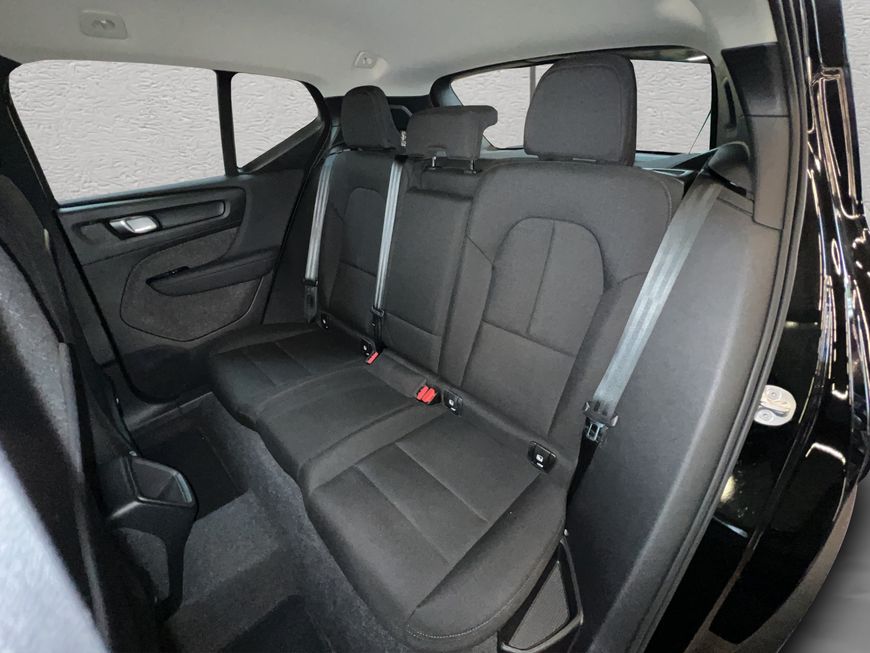 Volvo  Momentum Core