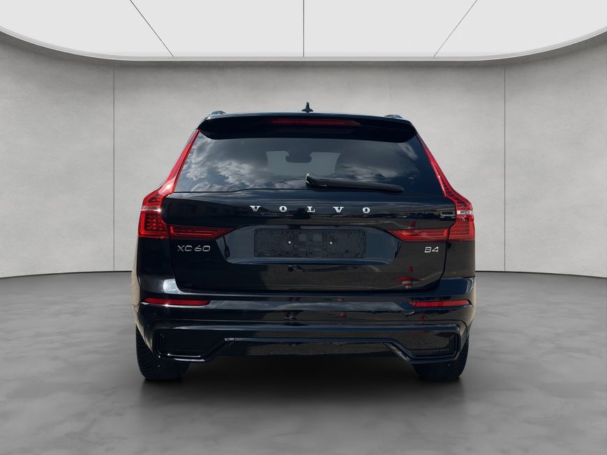 Volvo  Plus Dark
