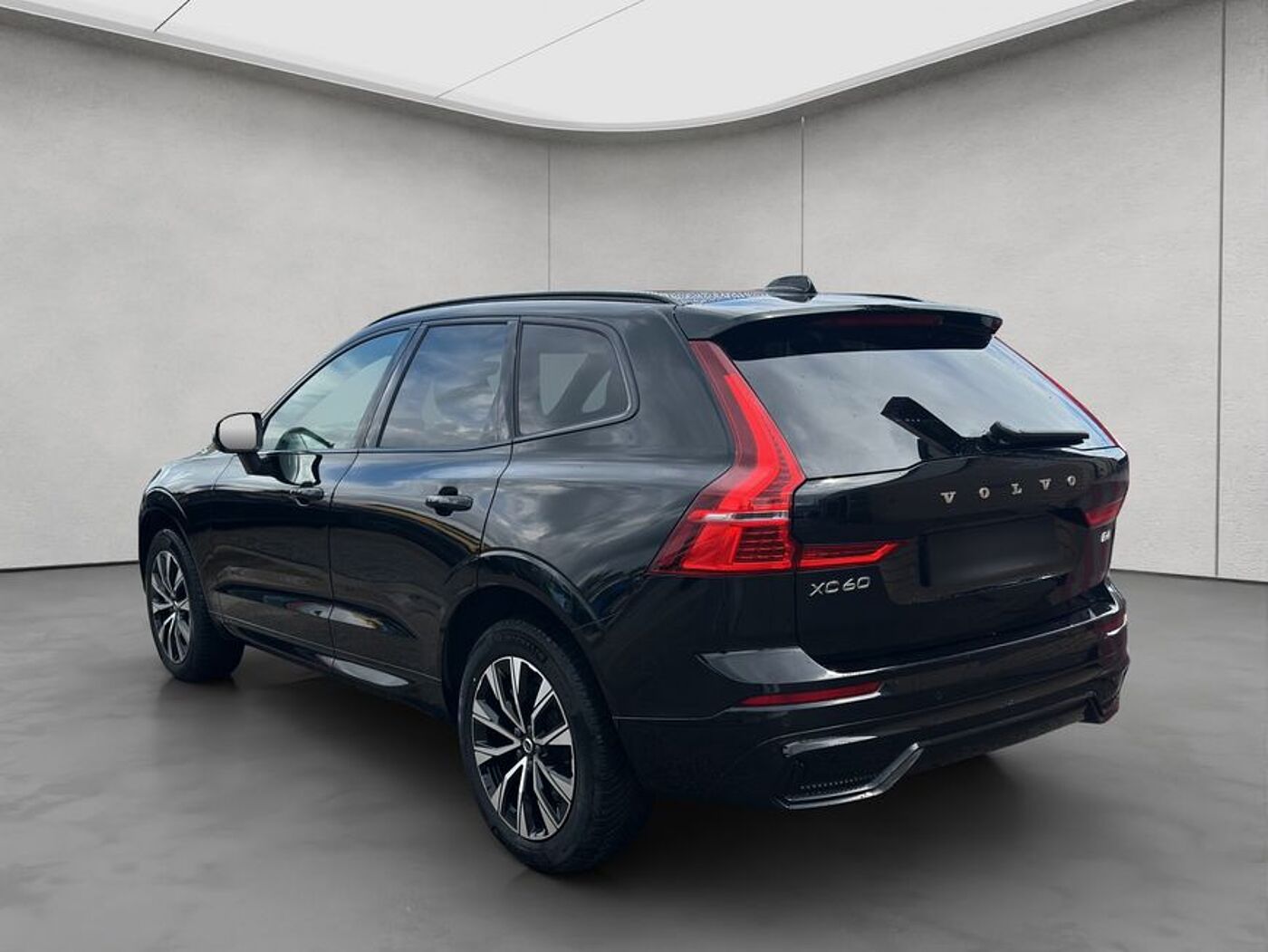 Volvo  Plus Dark
