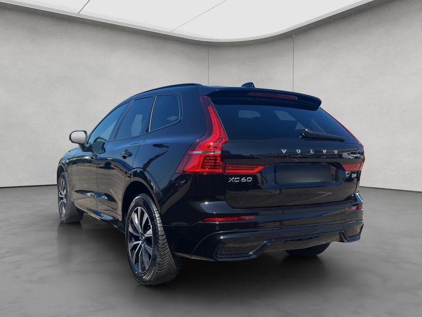 Volvo  Plus Dark