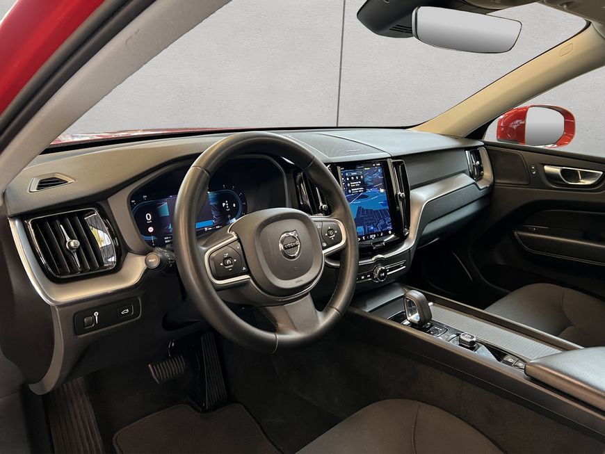 Volvo  Momentum Pro