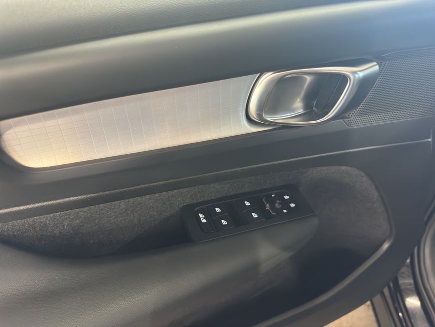 Volvo  Core