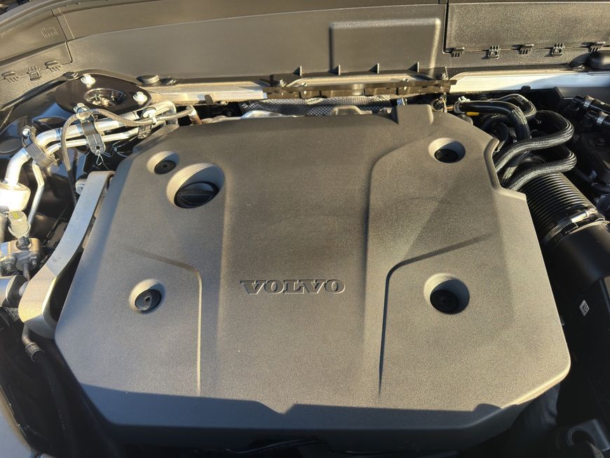 Volvo  Plus Bright