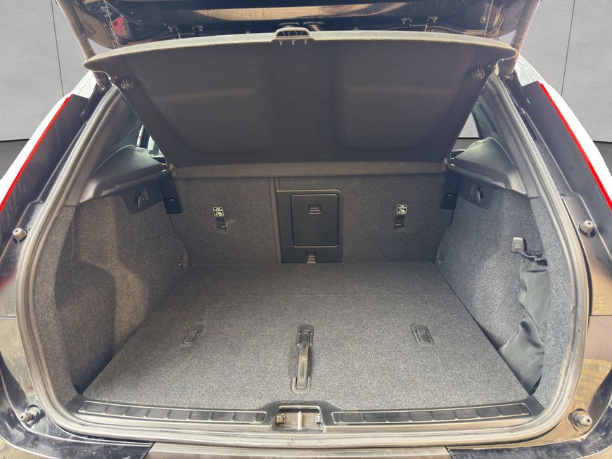 Volvo  Core