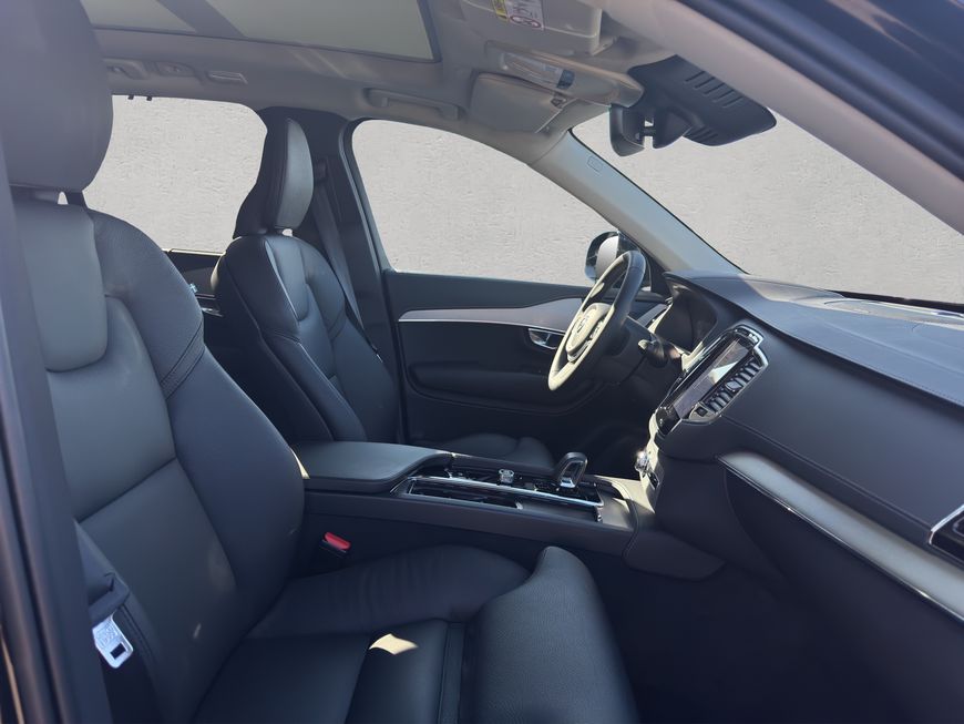 Volvo  Plus Bright